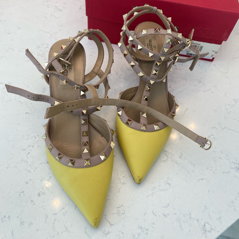 Valentino Garavani Rockstud heels